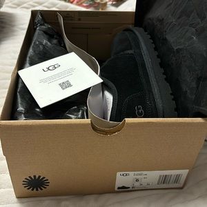 UGG M NEUMEL LOW